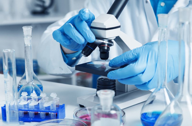 Lấy mẫu xét nghiệm tại nhà MEDLATEC - dịch vụ an toàn, nhanh chóng, tiện lợi | Medlatec